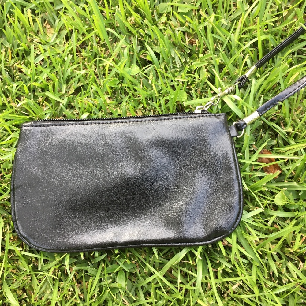 Black Wristlet - Picture 2 of 5
